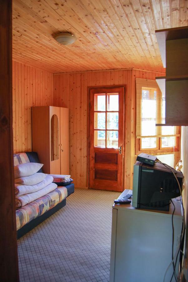 Cheres Hotel 야블루니츠야 외부 사진